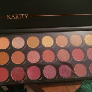 Karity Picante Eyeshadow Palette